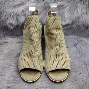 Cole Haan Suede Open Toe Block Heel Sandals Women Sz 9.5B Narrow Width Tan